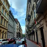 Center Terrace شقة
