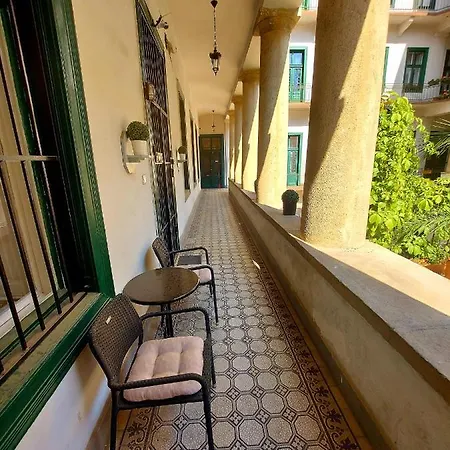 Center Terrace * Budapeşte