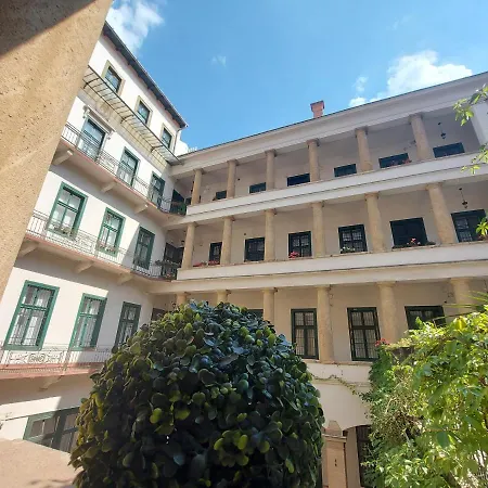 Апартаменты Center Terrace