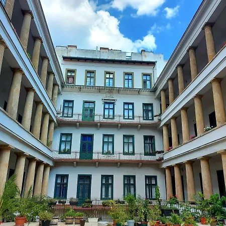 Center Terrace * Budapeşte