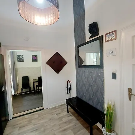 Center Terrace Apartman