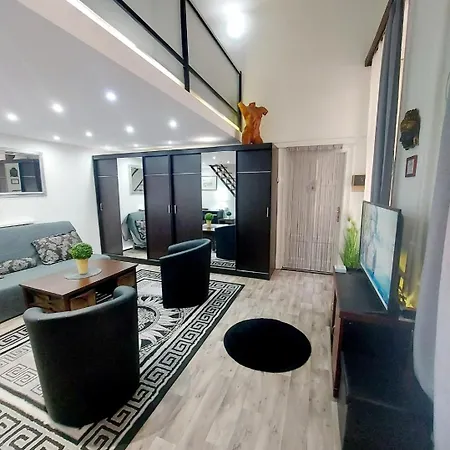 Daire Center Terrace