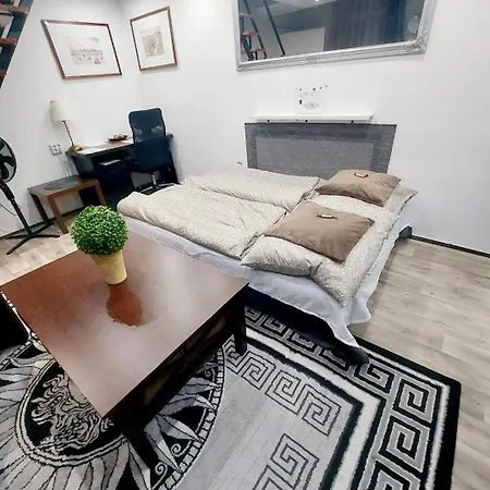 Center Terrace Apartman