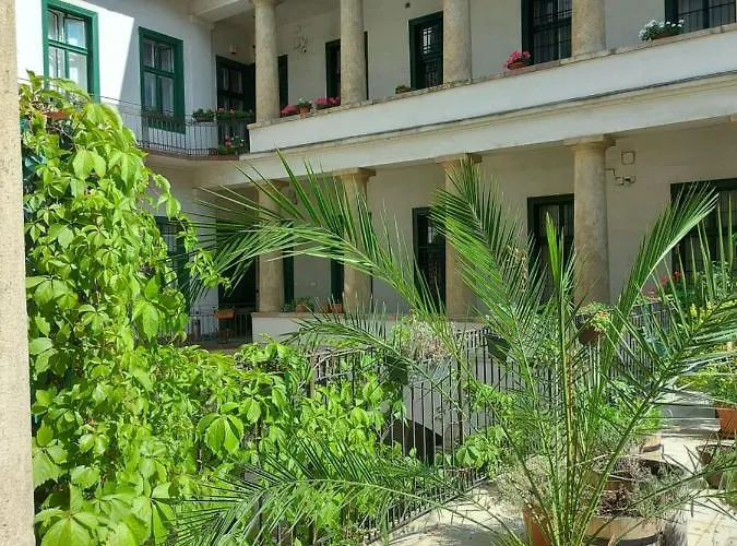 Apartment Center Terrace *